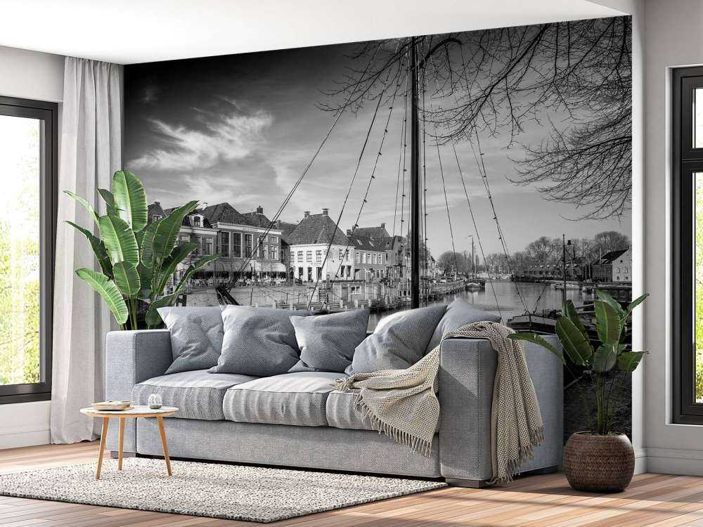 Zabytkowe statki towarowe zacumowane w Dokkum Friesland 